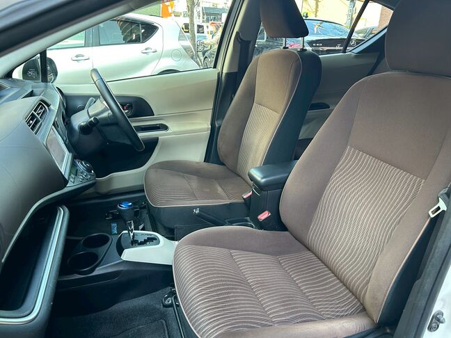 使用感も少なく綺麗な状態です！【アクア】